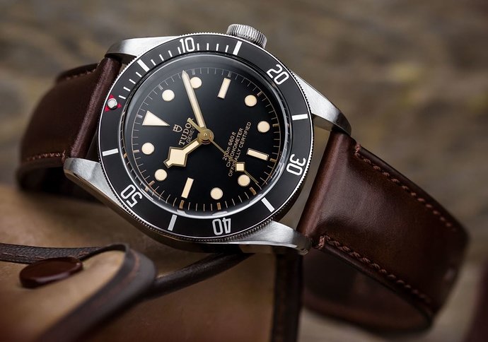 Tudor-Black-Bay-on-Charlbury-QR-Leather1200