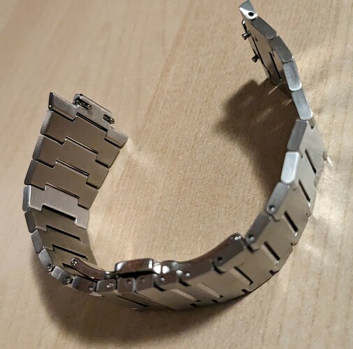 PXL_20231206_182657446