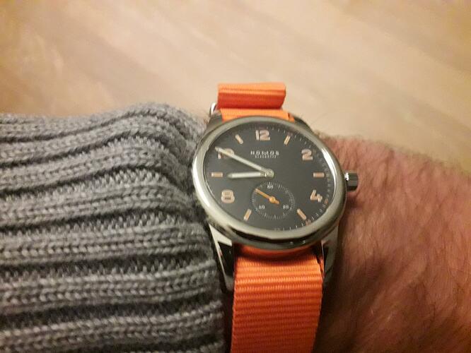 Nomos Club 3