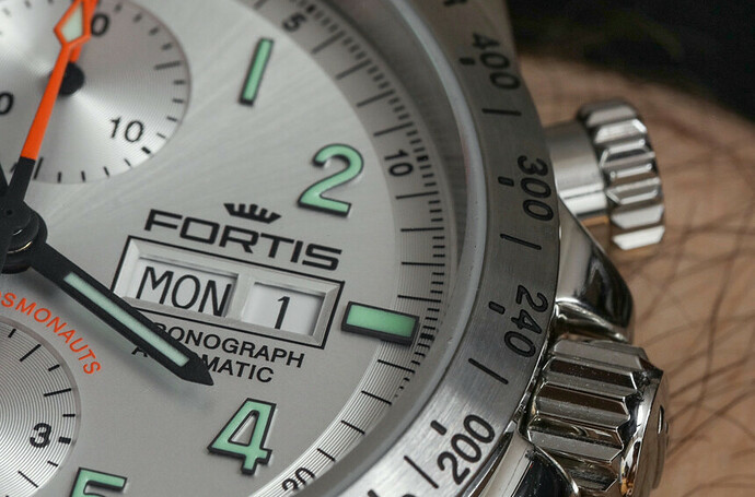 Fortis-Classic-Cosmonauts-Steel-a-m-aBlogtoWatch-05