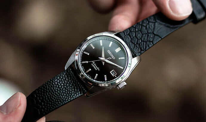 Seiko-SARB033-strap-showcase-3