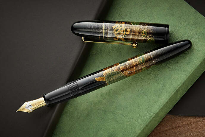Namiki-Yukari-FlowerFence-Turtle-2_1500x