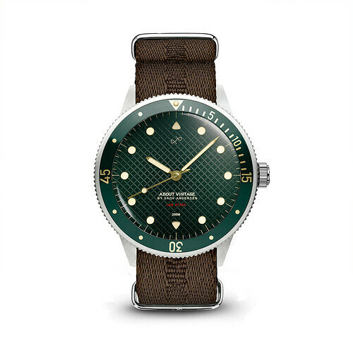 1926_green_turtle_Brown_Nato_variant_1500x1500