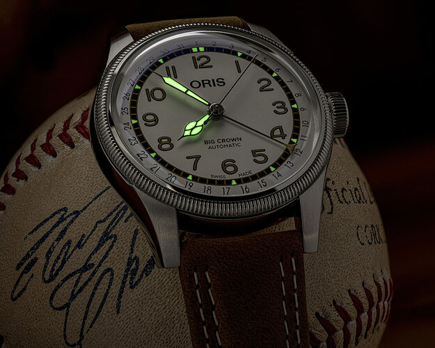 Oris-Roberto-Clemente-Limited-Edition-6-1024x819
