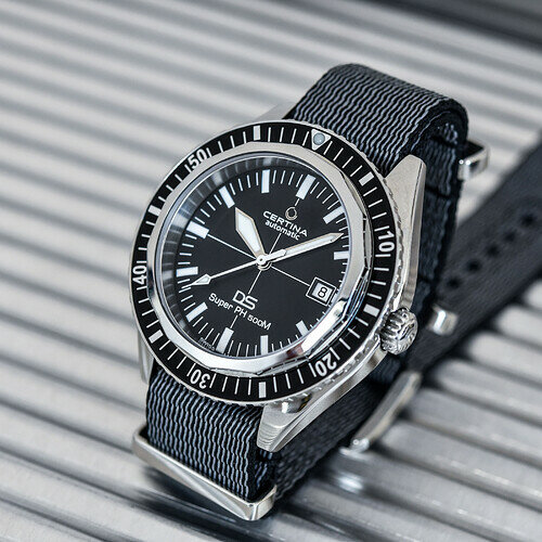 Certina-DS-Super-PH500M-Black-Dial-Powermatic-80-C037.407.18.050.00-hands-on-1