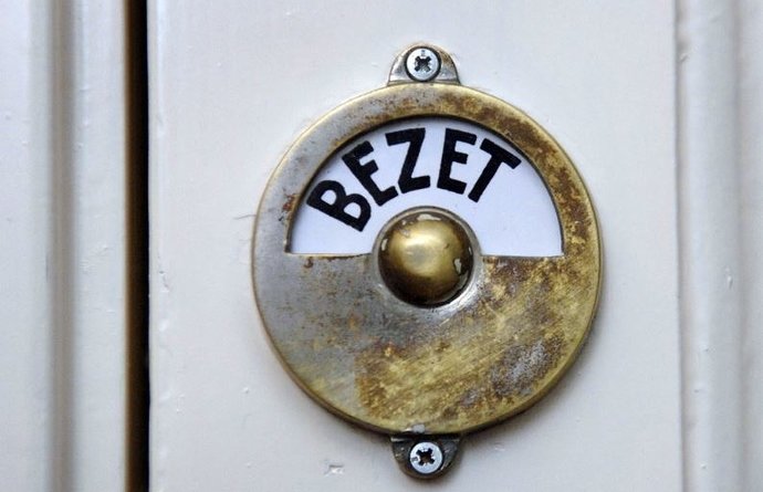 bezet