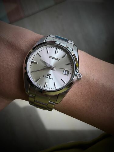 grand_seiko_quartz_sbgx063_1541926022_5ba64e41