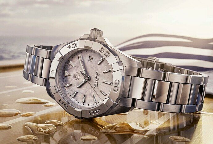 Tag-Heuer-Aquaracer-Lady-2014-SMOP-Mood