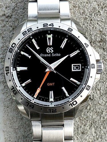 Grand Seiko GMT SBGN003 9F86 - 2019 Watch Vault 01