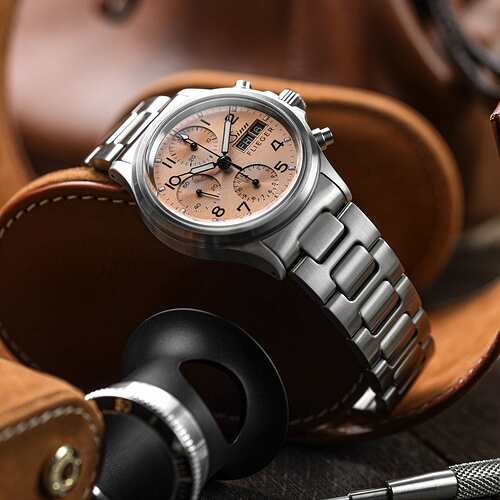 watches-sinn-356-sa-pilot-ii-automatic-chronograph-watch-salmon-dial-solid-bracelet-34686589501603_1200x