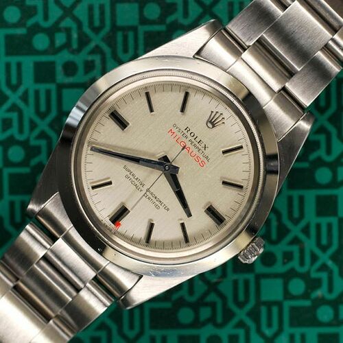 milgauss-1019-plexi-grey-cern-dial-1968-22497-en-G