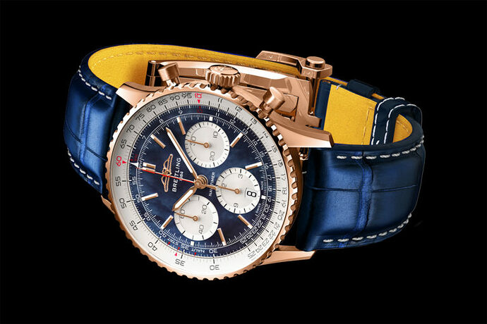 breitling-Navitimer-B01-S-and-S-10th-Anniversary-vietnam-4-768x512
