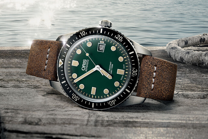Oris-Divers-Sixty-Five-green-02