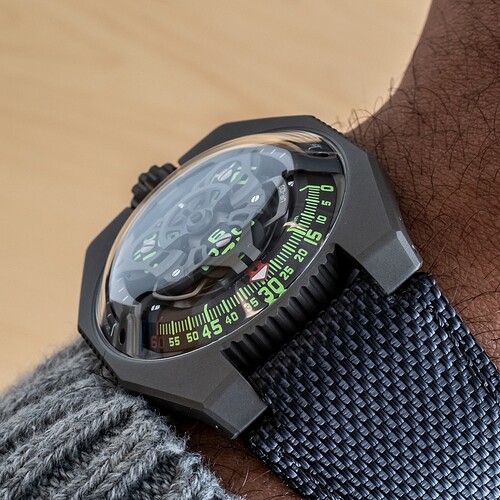 Urwerk-UR-100-Gunmetal-8