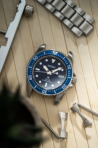 Seiko SNE585