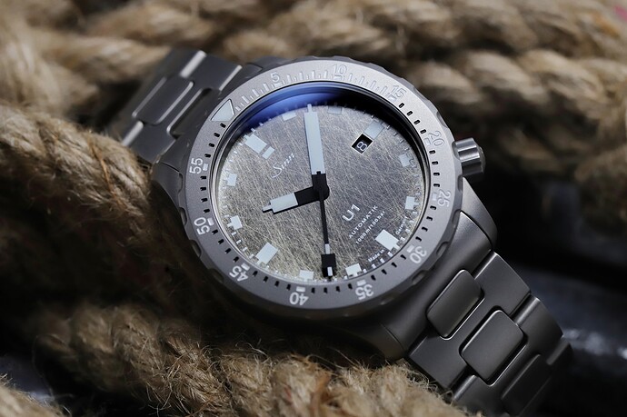 Sinn-U1-DS-Grinding-Dial-Limited-Edition-11