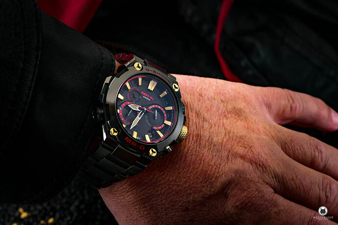 Casio-G-SHOCK-MRG-B2000B-1A4DR-06
