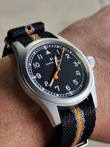 wts-hodinkee-x-hamilton-khaki-field-watch-bnib-811-1000-v0-3qmef8hq11x91