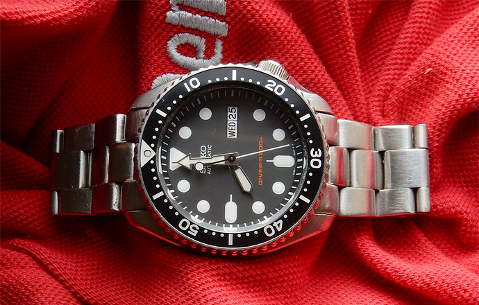 SKX 007 RED