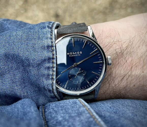 nomos zurich blaugold