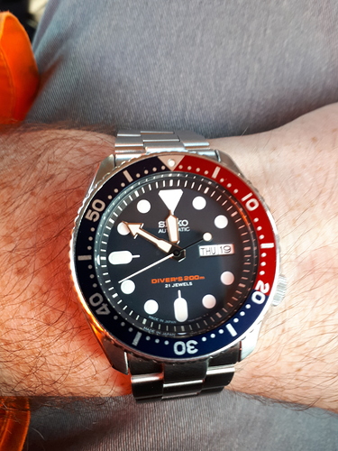 15767526315112110379361205730685