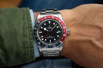 Tudor_Black_Bay_GMT-15