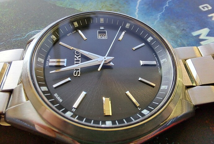 Seiko SBTM323 Close up (2)