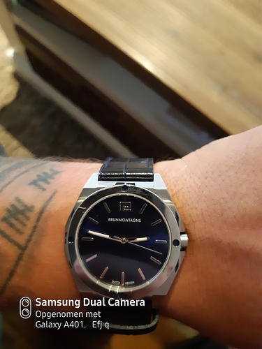 16035436211805430082743112230586