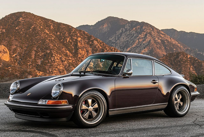 Singer-Vehicle-Design-Porsche-911-Anglet-Commission-980x657