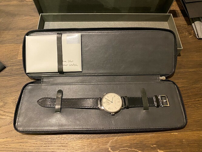 Nomos 07