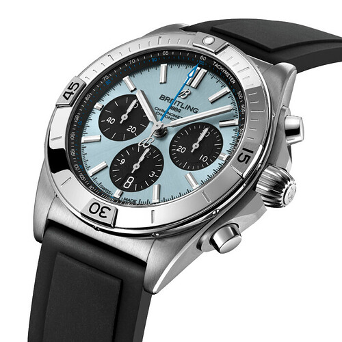 pb0134101c1s1-chronomat-b01-42-three-quarter