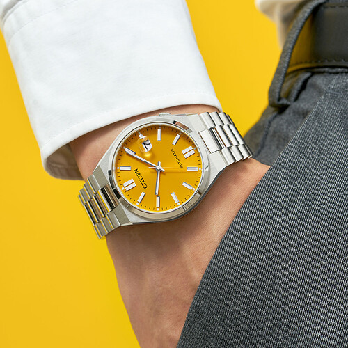 CITIZEN-TSUYOSA-Collection-accessible-automatic-integrated-bracelet-watch-spoty-chic-1970s-1