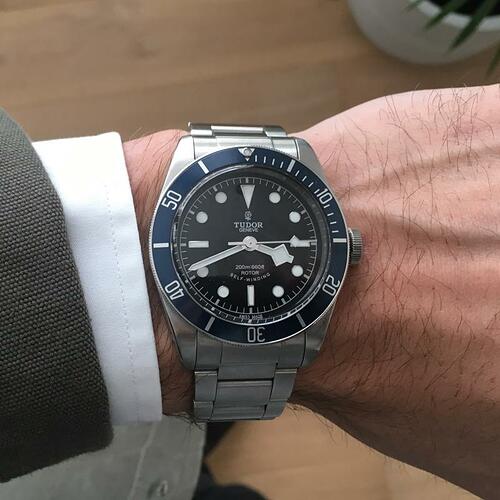 Roy_Tong_-_Tudor_Black_Bay_Blue_800x