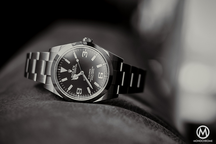 Rolex-Explorer-214270-pre-2016-short-hands-6