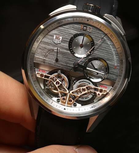 TAG-Heuer-MikroPendulumS-Face