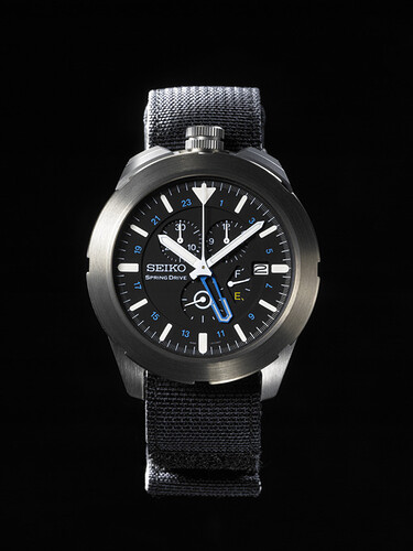 t10_sd_spacewalk_watch_front1