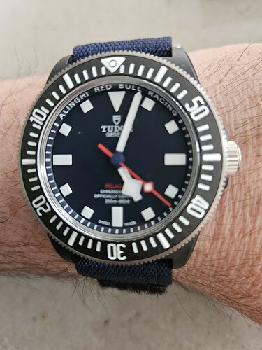 16934077655095415621366899013215