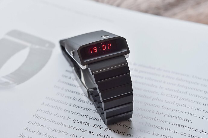 Girard-Perregaux-Casquette-2.0-Limited-Edition-Hands-On-Review-8