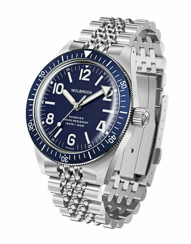 dark-blue-dial-skindiver-automatic-bracelet-watch-3.4-22-sa-005-bor-stl-le1_565x720_crop_center