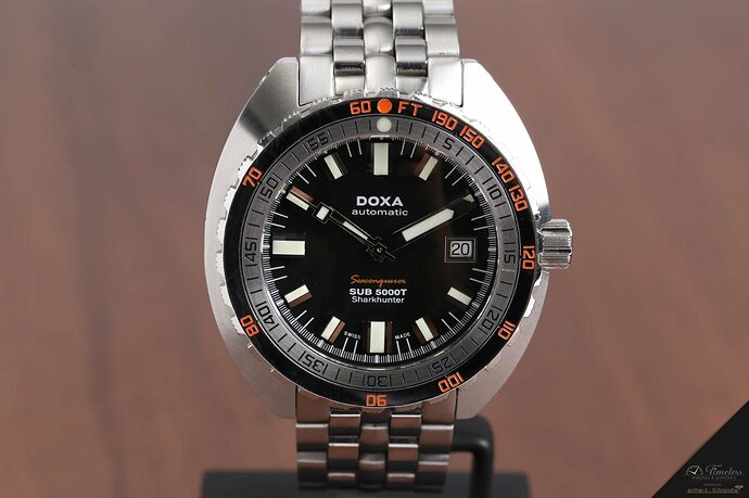 doxa-sub-5000t-sharkhunter-limited-edition_1