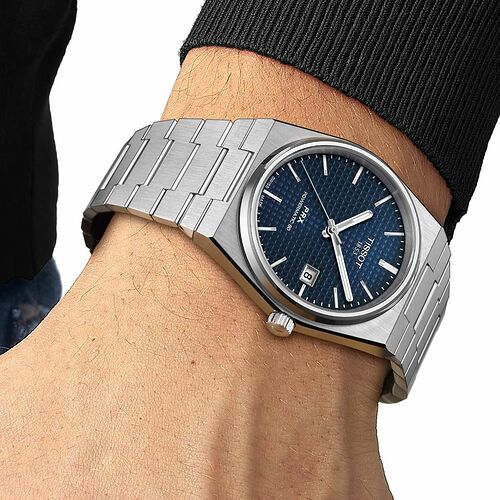 t1374071104100-wrist2