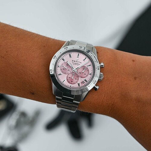 Zenith-Chronomaster-Sport-Pink-Dial-Steel-Bezel-limited-edition-Susan-G.-Komen-breast-cancer-hands-on-6 (1)