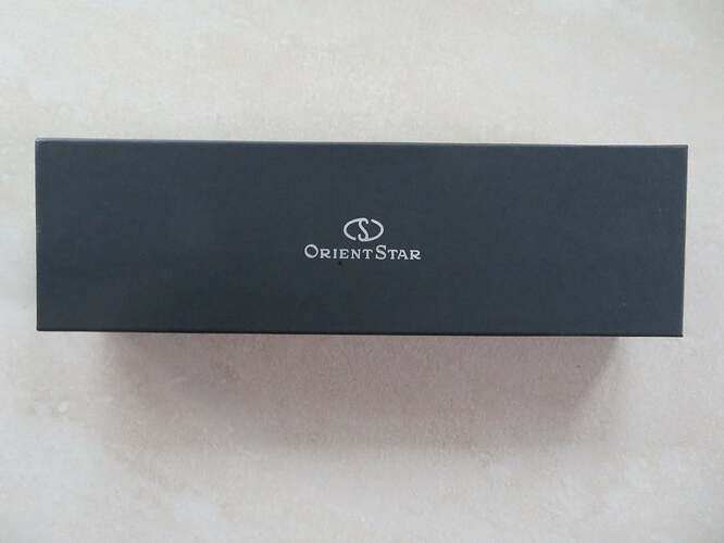 Orient Star RE-AV0001S Classic - 6-min