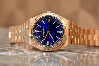 Vacheron-Constantin-Overseas-Self-Winding-4500V-Pink-Gold-Blue-Dial-2020-2