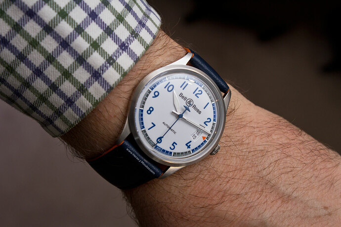 Bell-Ross-Racing-Bird-14-Horas-y-Minutos