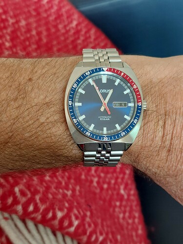 16935656780122543799564734181010