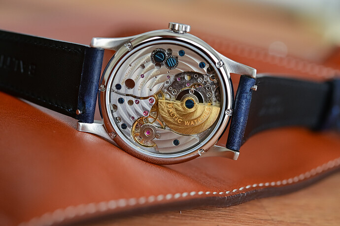 Baltic-MR01-Salmon-Review-Accessible-Calatrava-style-Micro-Rotor-Watch-11