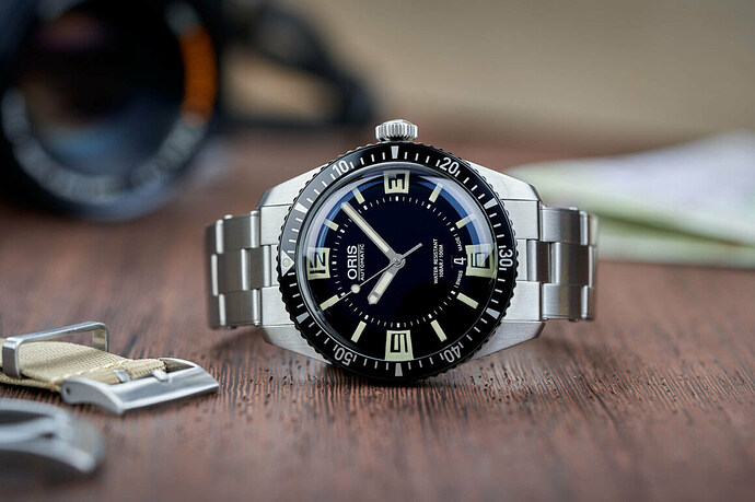 Oris-Divers-65-Sixty-Five-40mm-27-1160x773
