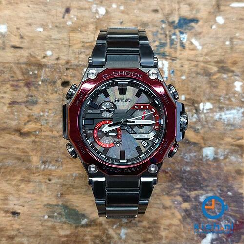 3440917-15760-g-shock-mtg-b2000bd-1a4er-dual-core-guard-10