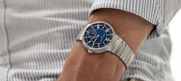 Louis-Vuitton-Tambour-Steel-20-1